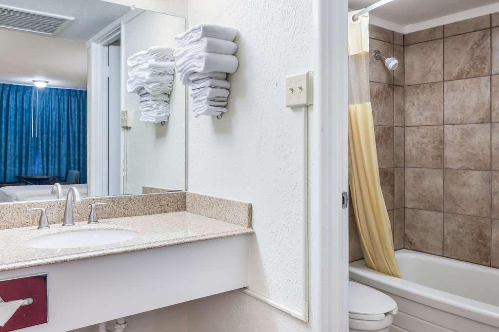 Americas Best Value Inn St. Joseph At I-29 Экстерьер фото