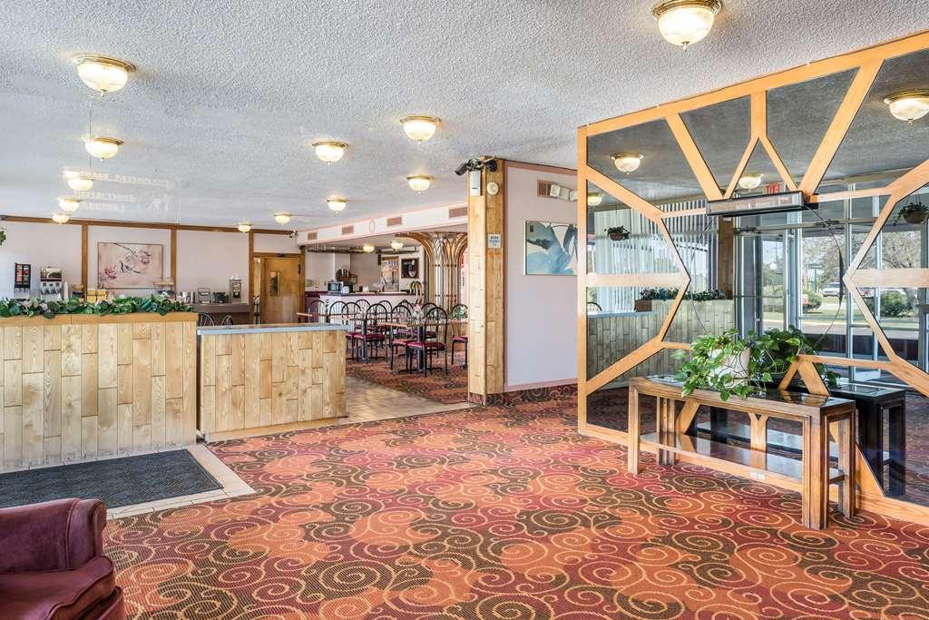 Americas Best Value Inn St. Joseph At I-29 Интерьер фото