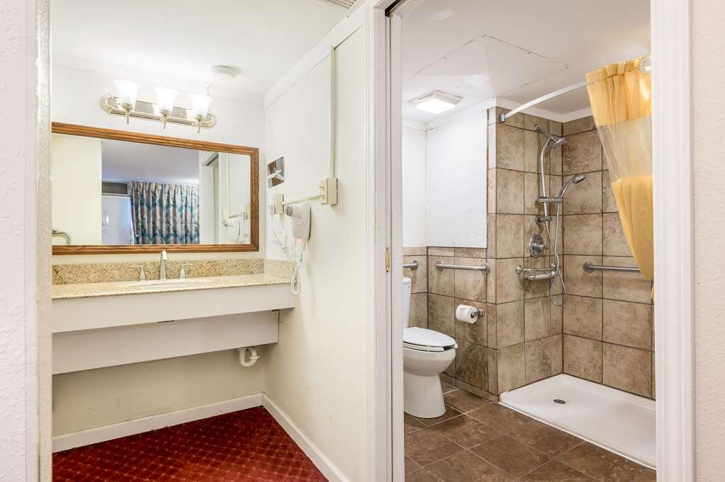 Americas Best Value Inn St. Joseph At I-29 Экстерьер фото